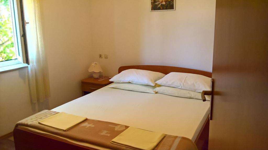 Apartments Krusvina Lun  Eksteriør billede