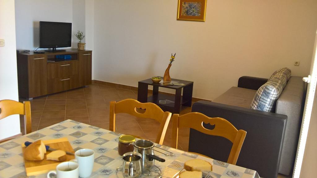 Apartments Krusvina Lun  Eksteriør billede